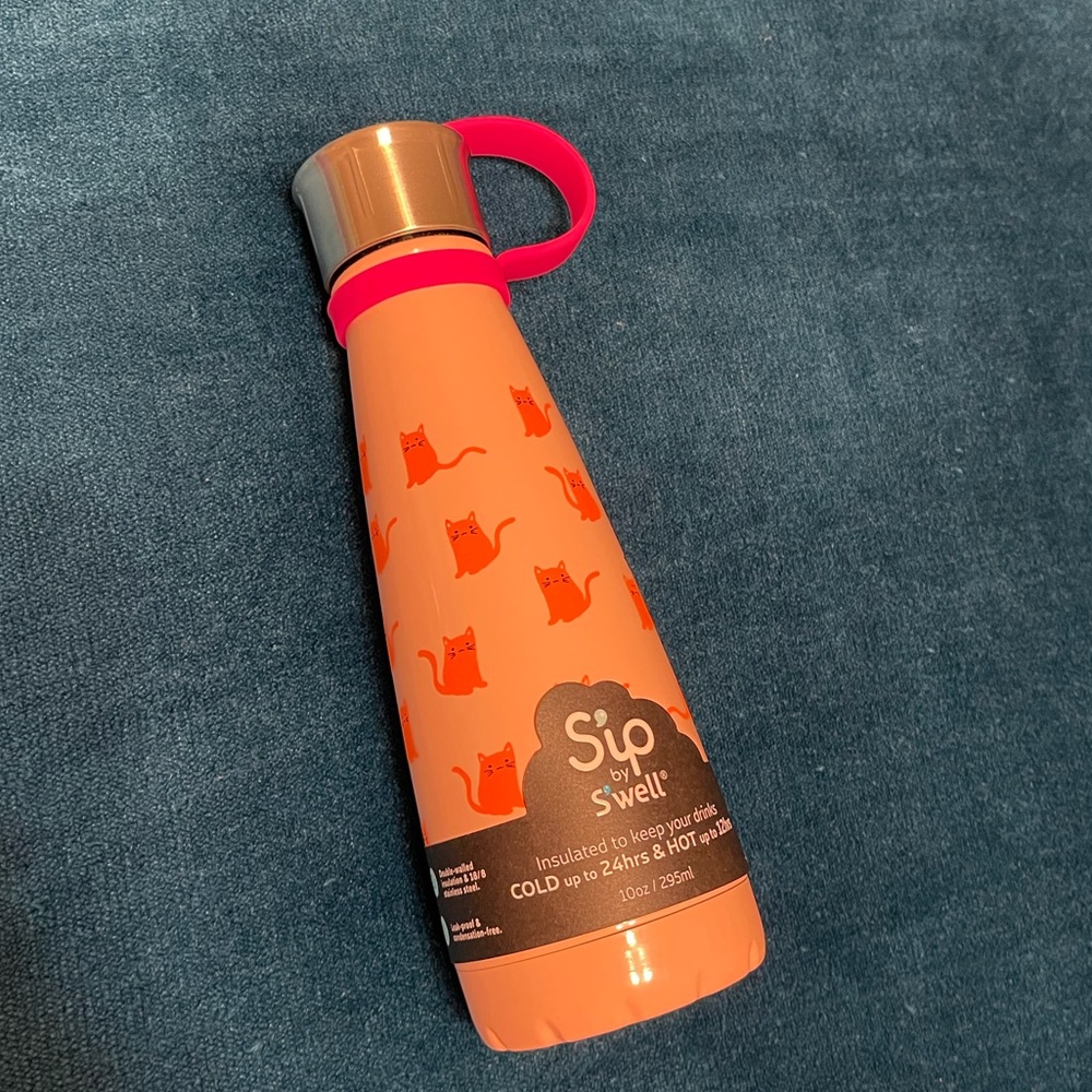 SIP by swell kids cup.